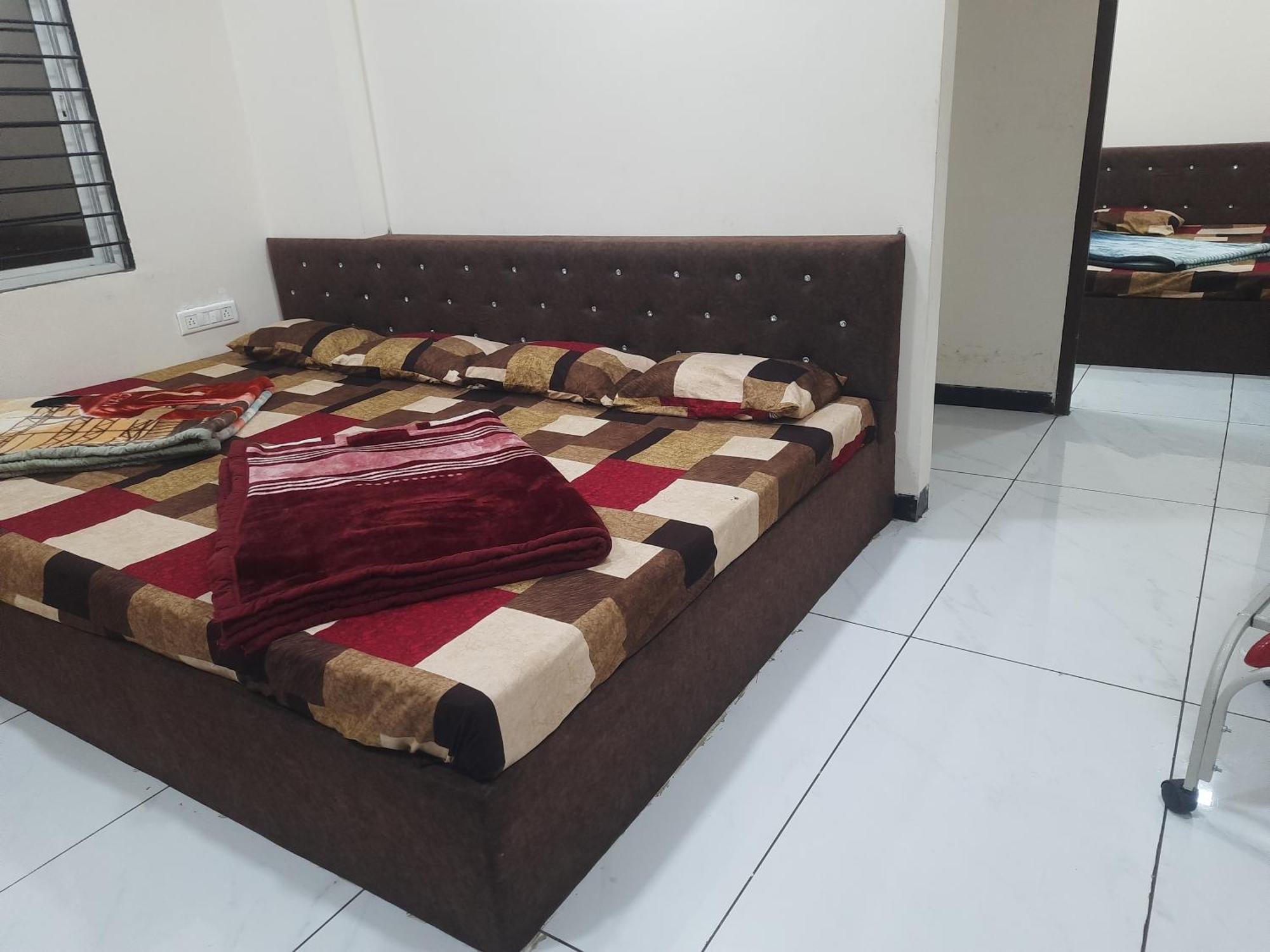 Hanumant Kripa Geust House Only For Family Ujjain Exterior foto